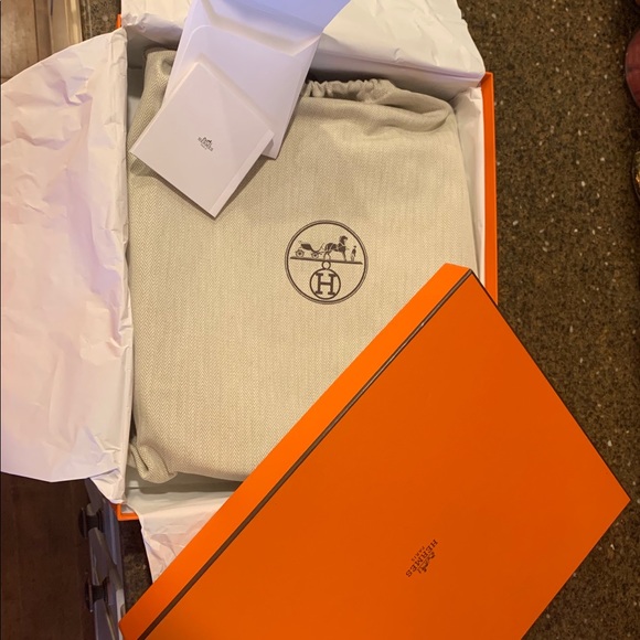 Hermès Evelyn III 29 Noir Brand New 2024 - Picture 8 of 9